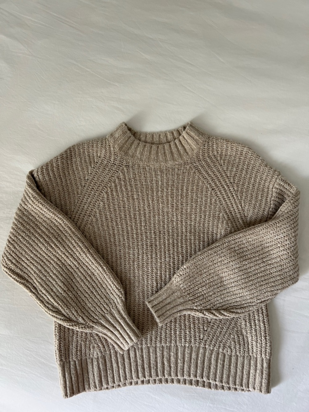 Old Navy Chunky Ribbed Turtleneck Sweater in Beige